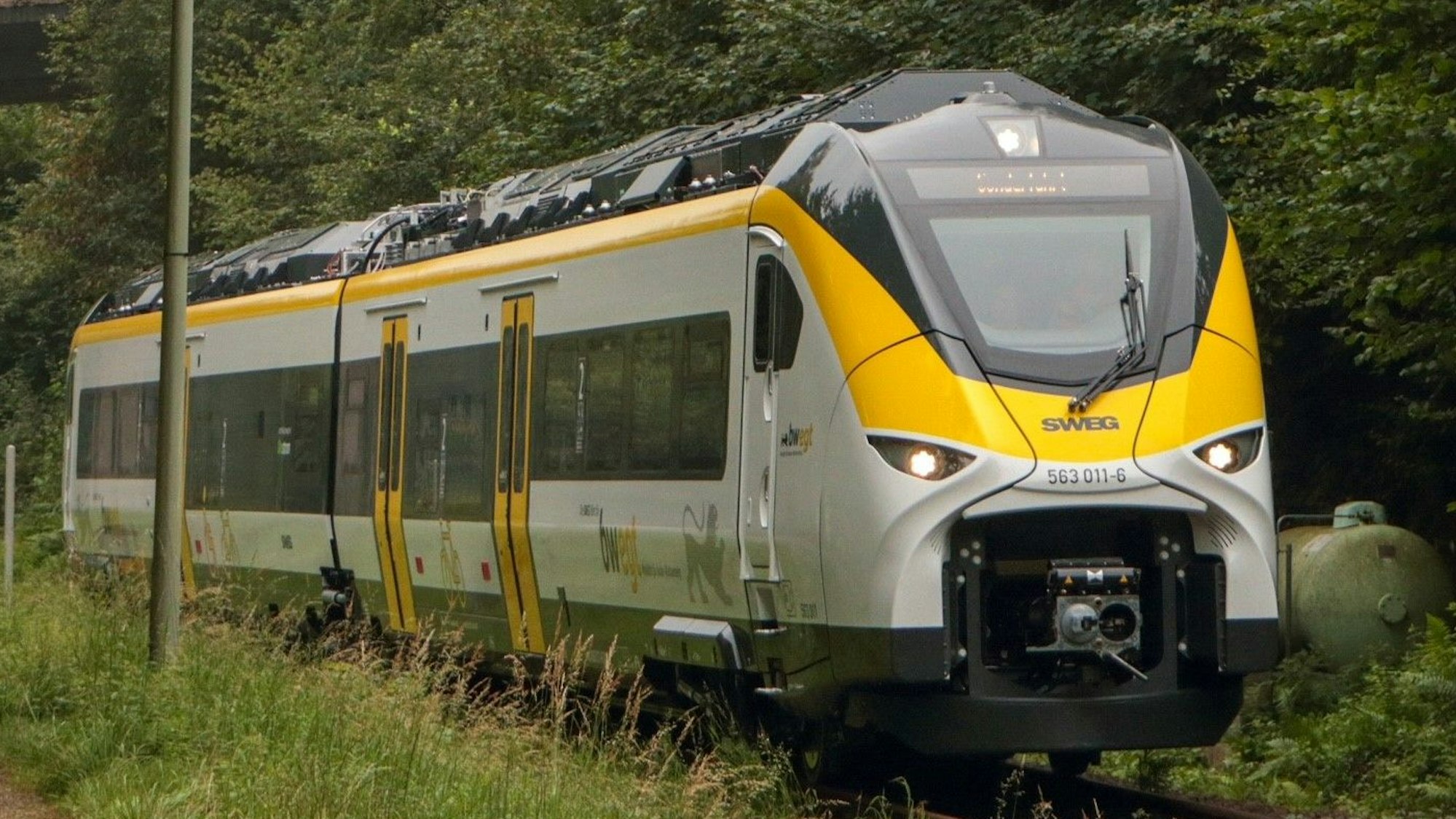 Am Bahnhof Windeck-Au ist dieser Tage immer mal wieder ein ganz besonderer Zug zu sehen, der Mireo Plus B, batteriebetriebene Triebwagen von Siemens Mobility. Sie fahren im Testbetrieb im Rahmen eines Pilotprojekts.