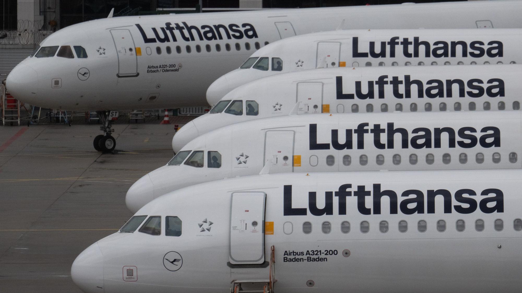 Die Flugbegleiter der Lufthansa streiken.