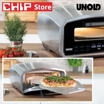 Unold Pizzaofen Enzo im CHIP Store: Frontansicht des Edelstahl-Pizzaofens mit leuchtendem LED-Display bei 500 °C Betriebstemperatur auf einer Küchenarbeitsplatte, daneben eine fertig gebackene Pizza auf dem Teller. Eingeblendet: Detailbild des geöffneten Ofens mit belegter Pizza auf dem rotierenden Pizzastein. Blauer Button mit Aufschrift: Jetzt -24% Rabatt zur UVP.