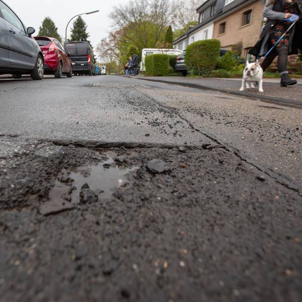 Die Straße An den Maien im Stadtteil Poll soll generalsaniert werden.