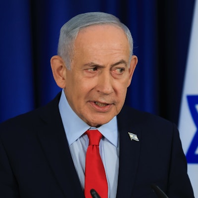 ARCHIV - 19.03.2026, Israel, Jerusalem: Der israelische Ministerpräsident Benjamin Netanjahu spricht Ende März während einer Pressekonferenz in Jerusalem (zu dpa: «Netanjahu: Israels Luftwaffe greift Bahnstrecken im Iran an») Foto: Ronen Zvulun/Pool Reuters/dpa +++ dpa-Bildfunk +++