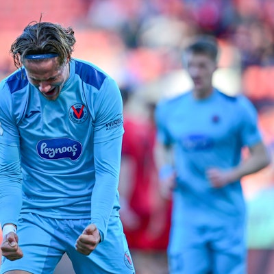 Torschütze Tobias Eisenhuth Viktoria Koeln, 6 mit Torjubel, Jubel, Torjubel, Torerfolg, celebrate the goal, goal, celebration, Jubel ueber das Tor zum 0:1, optimistisch, Einzelbild, Aktion, Action, 08.04.2026, Ingolstadt Deutschland, Fussball, 3. Liga, FC Ingolstadt 04 - FC Viktoria Köln, DFB/DFL REGULATIONS PROHIBIT ANY USE OF PHOTOGRAPHS AS IMAGE SEQUENCES AND/OR QUASI-VIDEO. *** Goalscorer Tobias Eisenhuth Viktoria Koeln, 6 with goal celebration, jubilation, goal celebration, celebrate the goal, goal, celebration, jubilation over the goal to 0 1, optimistic, single picture, action, action, 08 04 2026, Ingolstadt Germany , Football, 3 Liga, FC Ingolstadt 04 FC Viktoria Köln, DFB DFL REGULATIONS PROHIBIT ANY USE OF PHOTOGRAPHS AS IMAGE SEQUENCES AND OR QUASI VIDEO xslx
