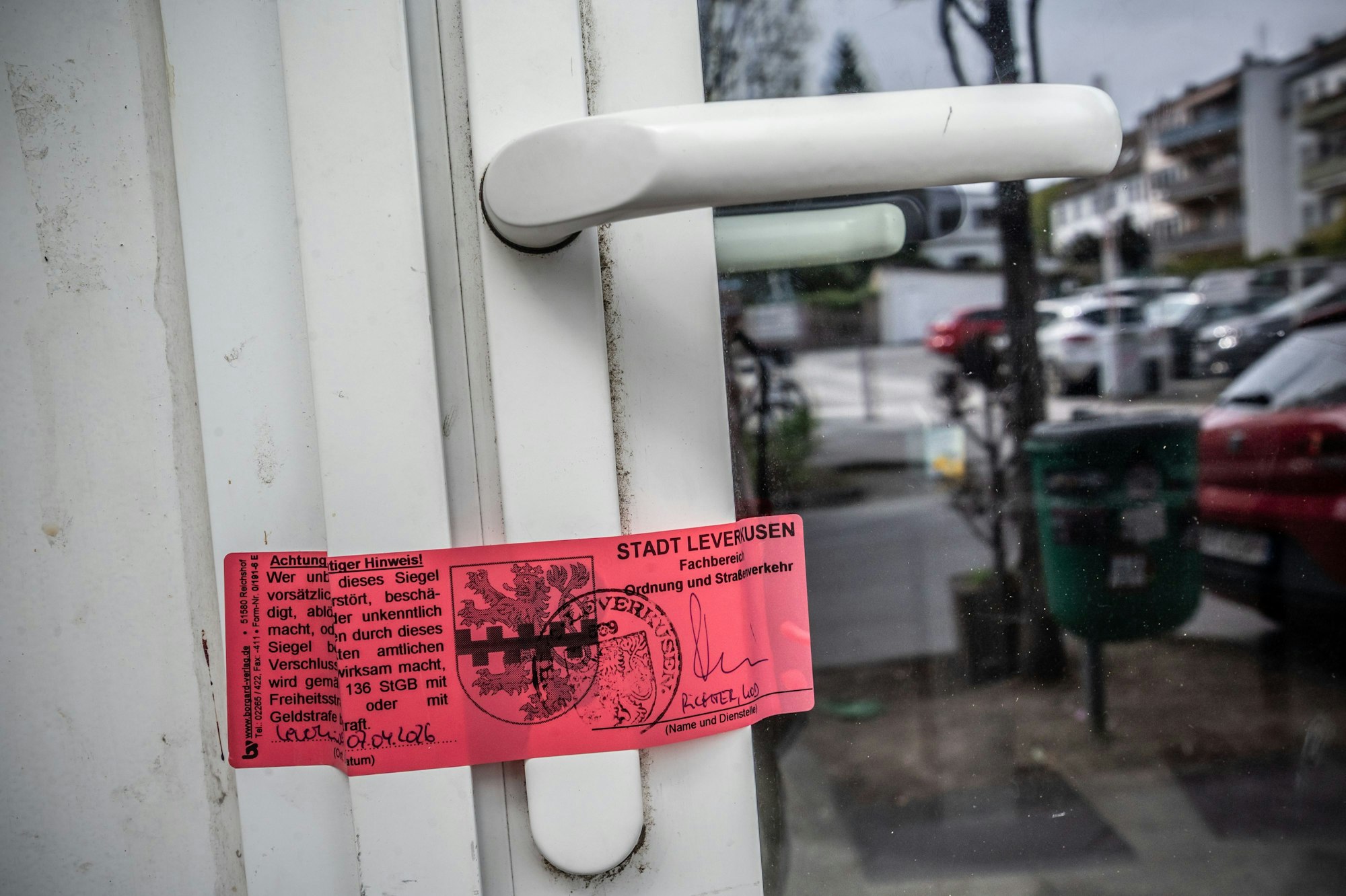 Die Shisha-Bar „View“ in der Uhlandstraße ist nach den Ausschreitungen bei einer Feier der stadtbekannten Leverkusener Großfamilie vom Ordnungsamt geschlossen worden.