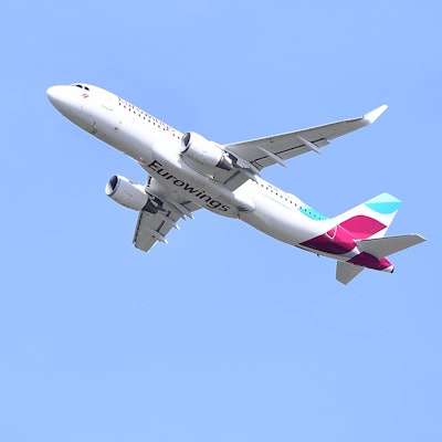 Ein Flugzeug der Eurowings ist am Freitag kurz nach dem Start zum Hamburger Flughafen zurückgekehrt.