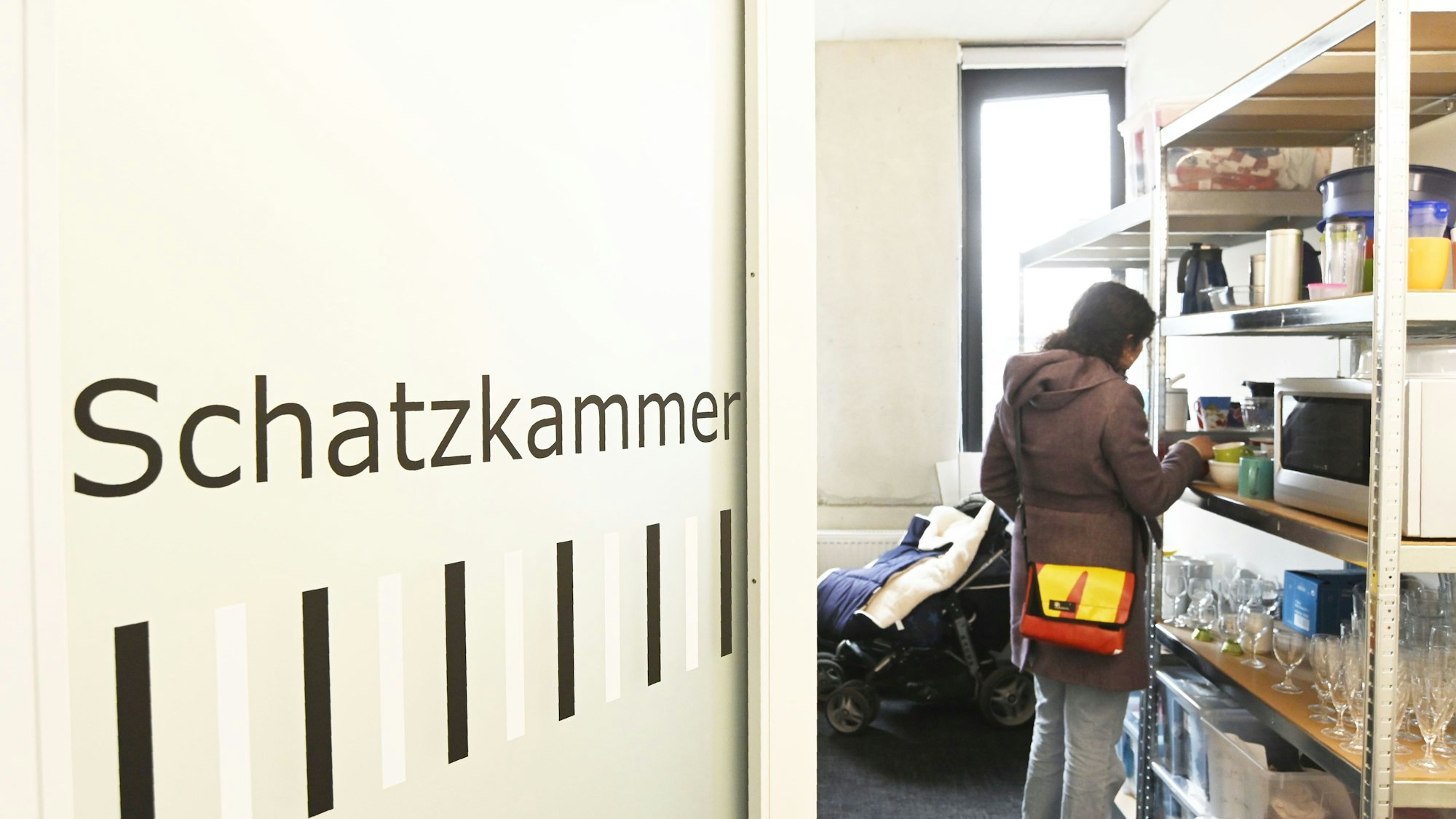 31.03.2026 Köln. Studierendenarmut: Zuletzt bezogen nur 11 Prozent Studis in Deutschland Bafög, die niedrigste Zahl ever. Besuch der Schatzkammer im Studierendenwerk. Foto: Alexandewr Schwaiger