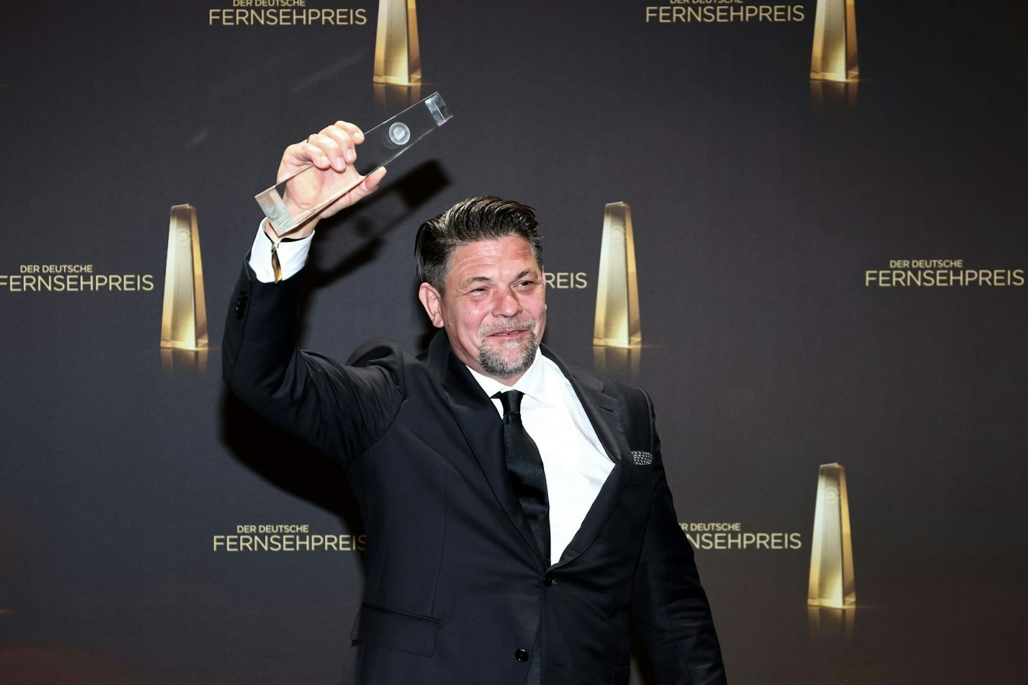 Tim Mälzer wurde bereits mehrfach mit dem Deutschen Fernsehpreis ausgezeichnet. (Bild: 2025 Getty Images/Joshua Sammer)