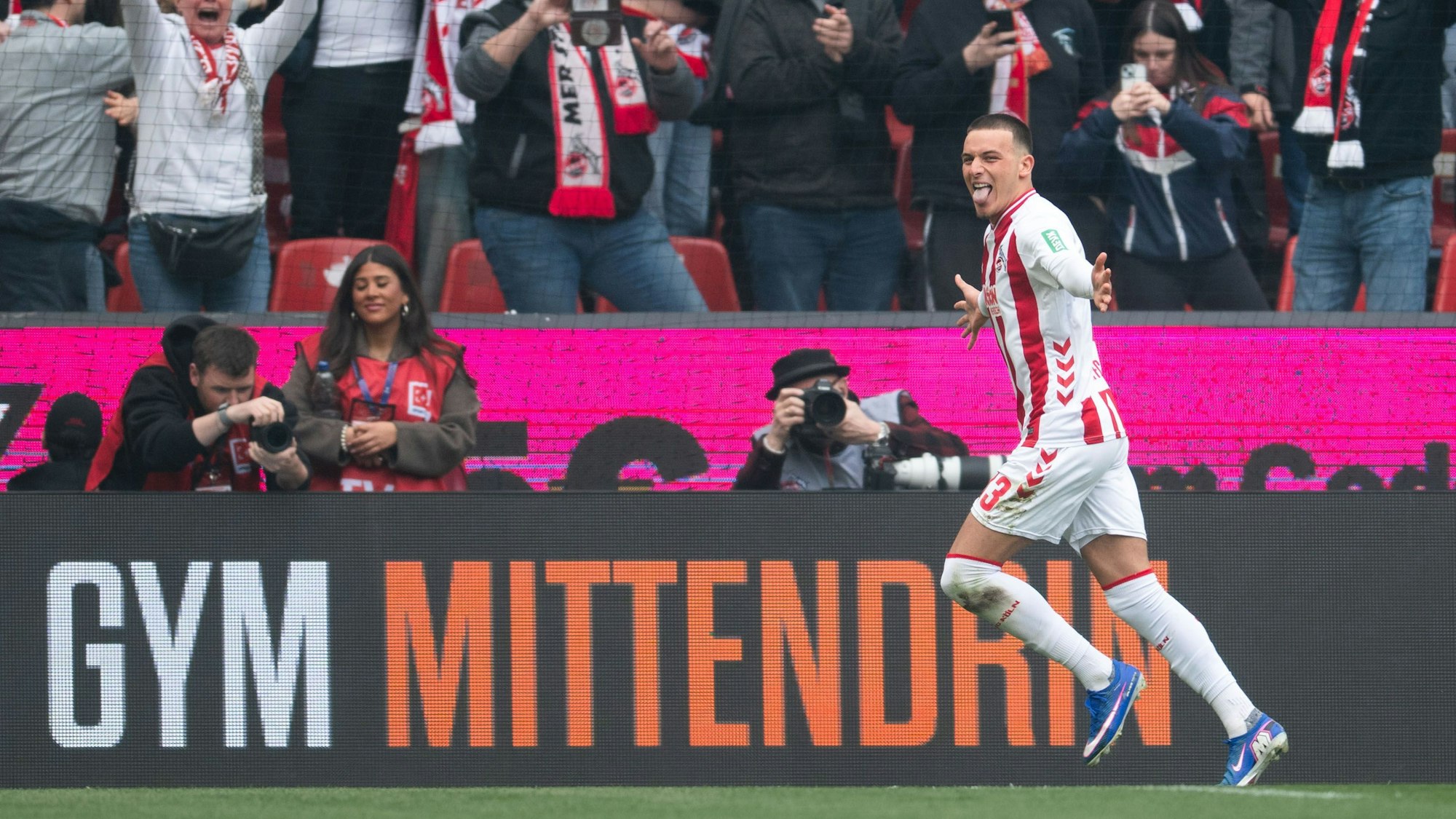 Said El Mala jubelt.