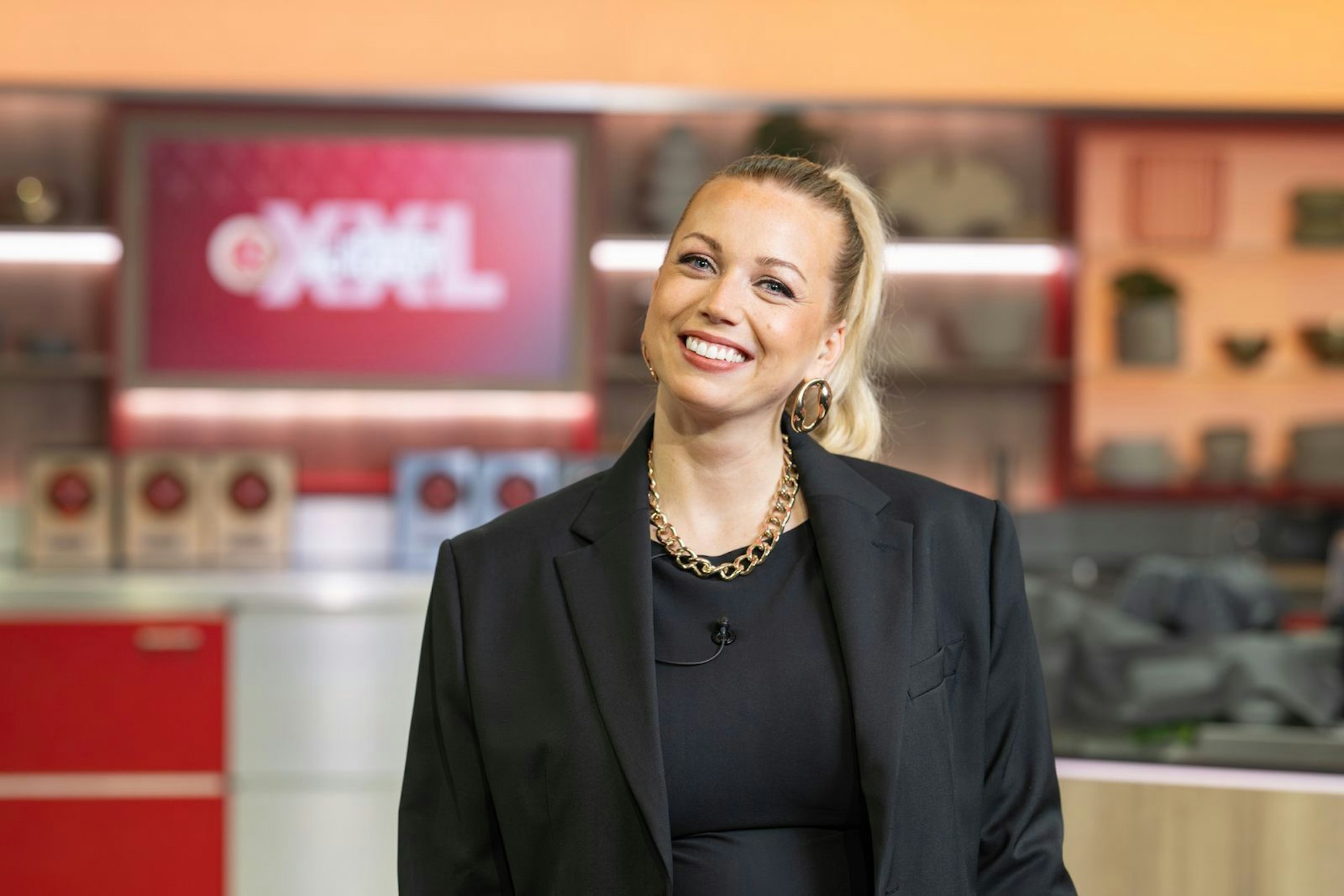 Im Interview spricht Köchin Zora Klipp (35) über ihre schulische Laufbahn. „Ich war rotzefrech, mein Sozialverhalten eine Katastrophe“, verrät die Mutter. (Bild: ZDF/Markus Hertrich)