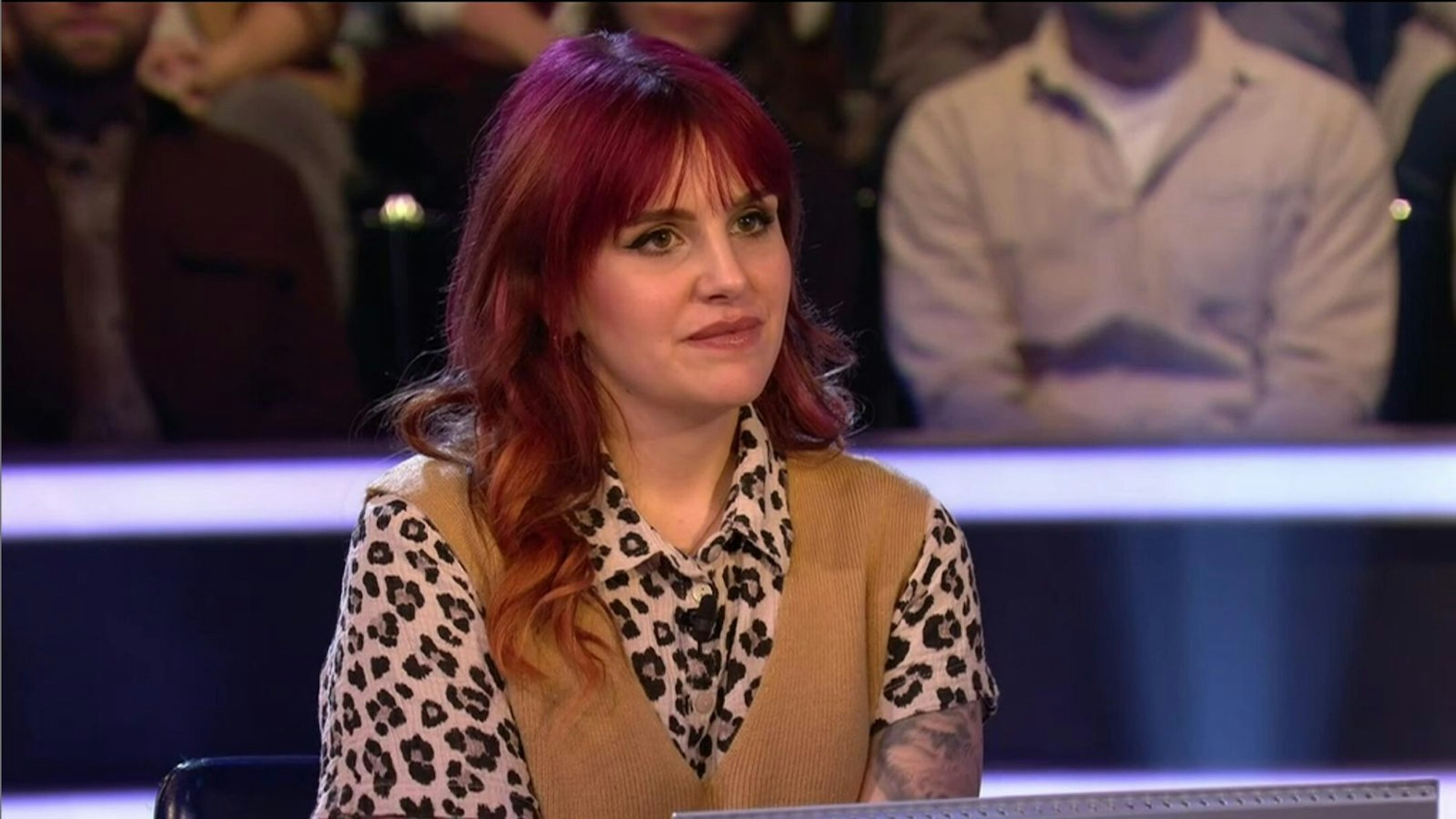 Überhangkandidatin Annabelle Robins verteidigte ihre Lieblingstiere gegen Tauben-Gegner Jauch. Einen Teil ihrer 32.000 Euro will sie an die Stadttaubenhilfe spenden. (Bild: RTL)