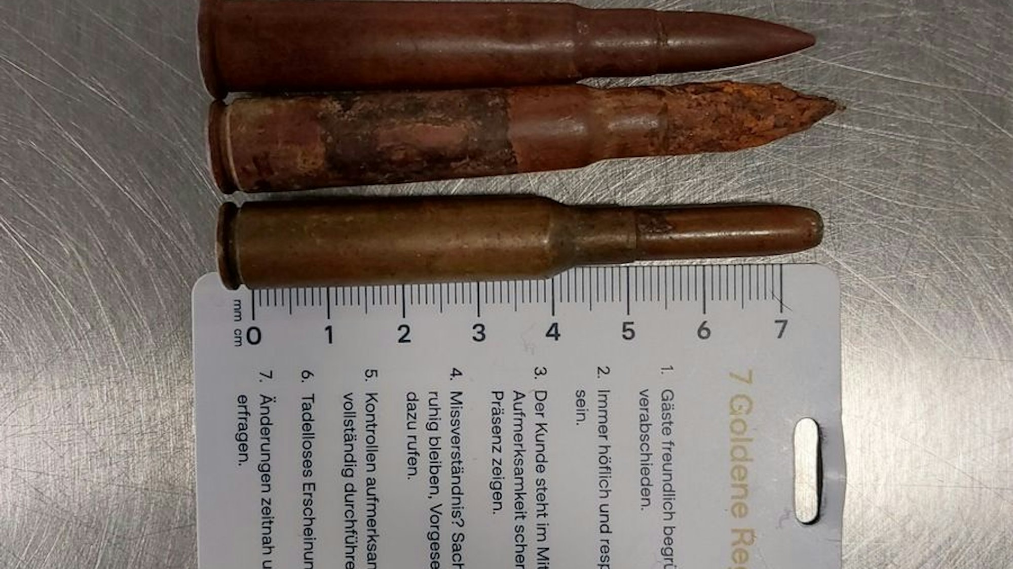 Sichergestellte Munition am Flughafen Köln/Bonn.