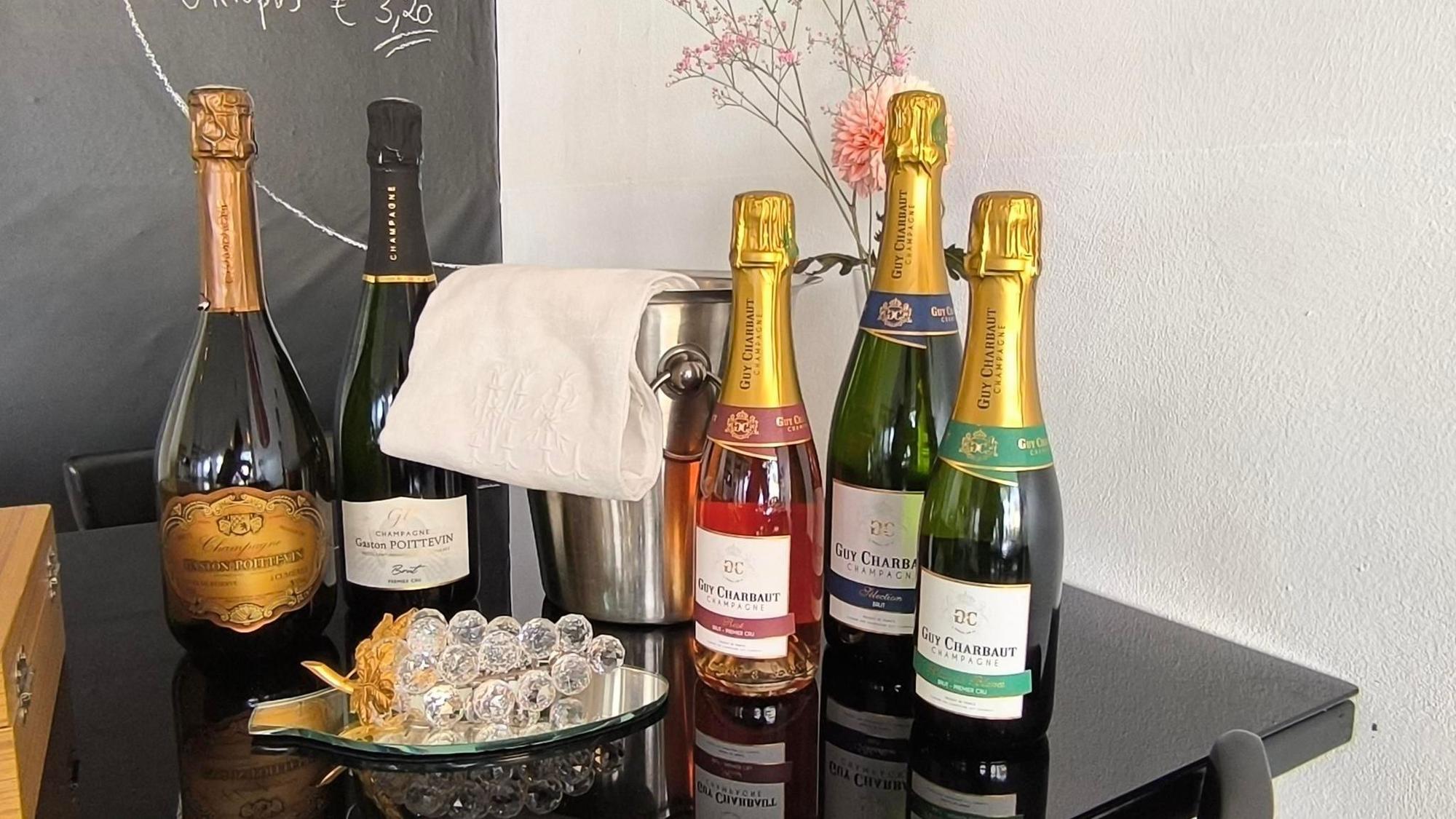 Verschiedene Champagner können im Suki bestellt werden.