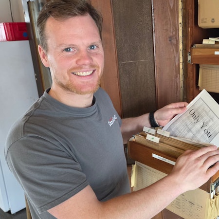 Stücke wie „Only You“, geschrieben von Vince Clarke und arrangiert von den Flying Pickets, liegen Felix Stausberg. Der 30 Jahre alte Morsbacher liebt sein Engagement im Männerchor – nicht nur als Sänger auf der Bühne, sondern auch als Geschäftsführer.