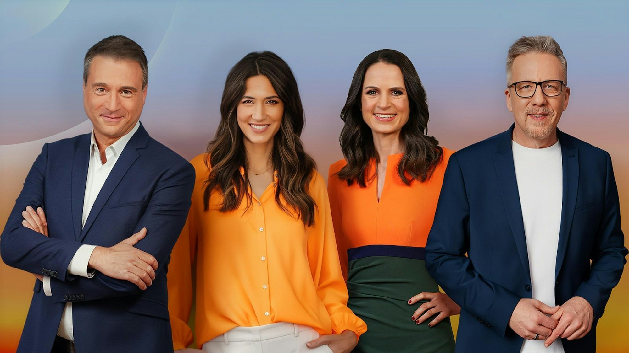 Sie führen durch die neue dreistündige Sendung „Deutschland am Morgen“: (von links) Jörg Boecker, Sabrina Ilski, Sybille Scharr und Jan Malte Andresen. (Bild: RTL/ Lena-Luise Grellert / Maya Claussen)