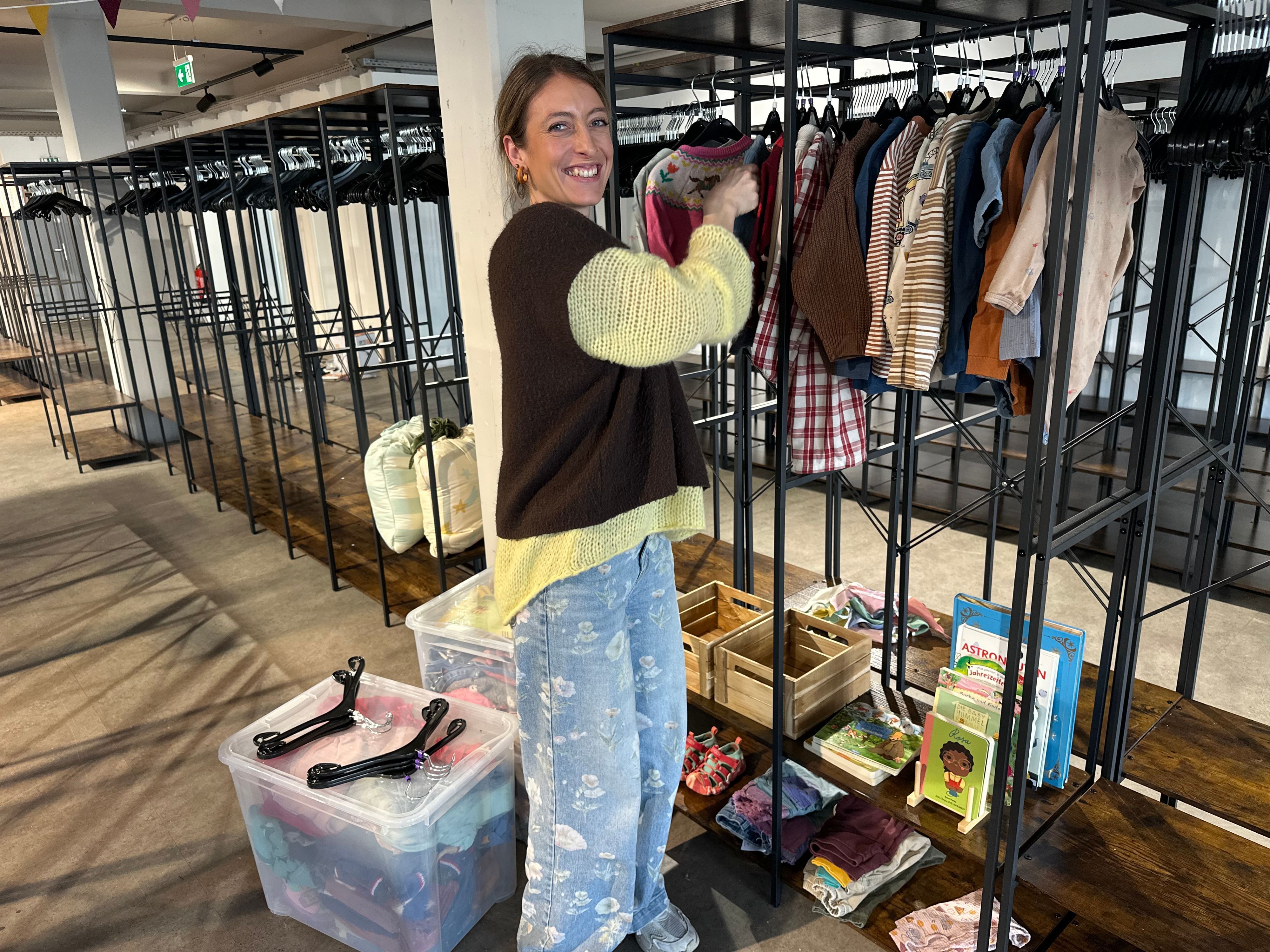 Sophia Di Bello hat sich ein Verkaufsregal in der Wichtelwiese gemietet.