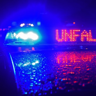 Polizei-Blaulicht bei Unfallaufnahme.