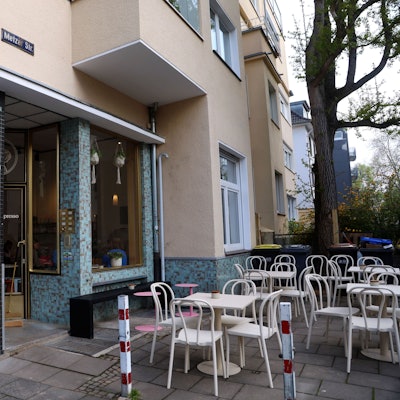 Neues Café in Köln: Underdog Espresso in der Südstadt von außen.