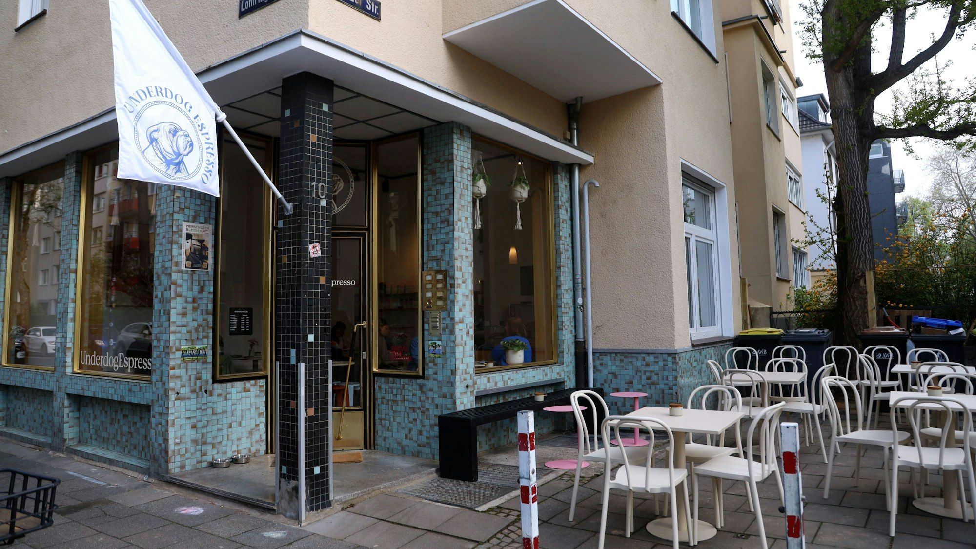 Neues Café in Köln: Underdog Espresso in der Südstadt von außen.