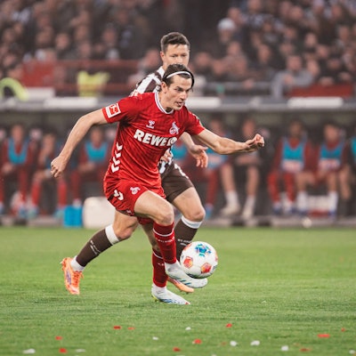 Jakub Kaminski beim Spiel des 1. FC Köln gegen den FC St. Pauli.