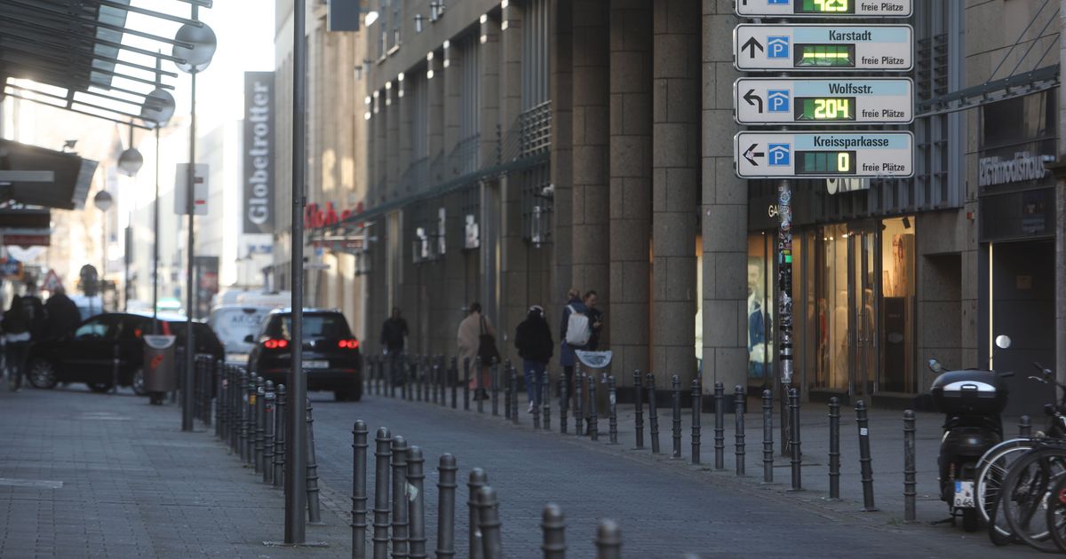 Feuer in Traforaum: Stromausfall legt Teile der Kölner Innenstadt lahm