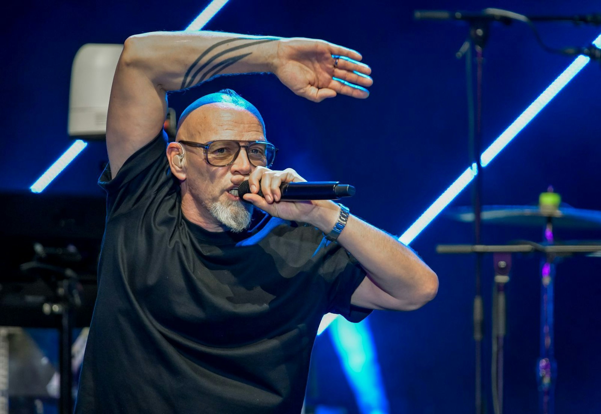 Thomas D startet Ende 2026 mit Die Fantastischen Vier in die letzte Tour der legendären HipHop-Formation. Vorher widmet er sich mit „Neocortex“ noch seiner Solokarriere. (Bild: Getty Images/Sascha Schuermann)
