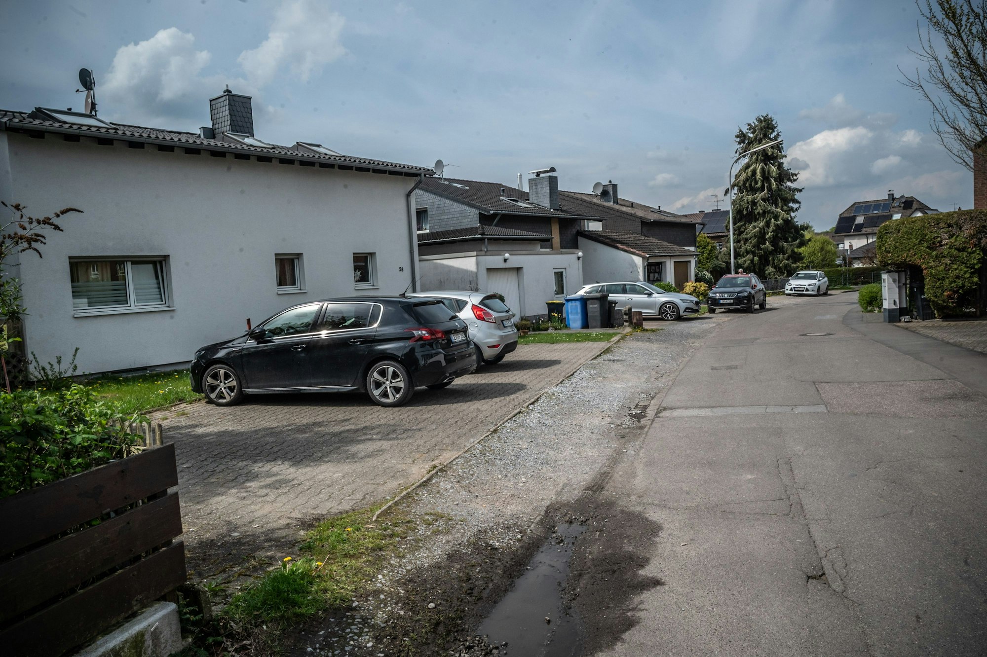 Vorgarten in Lützenkirchen, Weyerweg Bild: Ralf Krieger