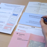 25.03.2026, Köln: Illustration: Die Abstimmung zum Ratsbürgerentscheid zur Ausrichtung der olympischen Spiele in Köln wird ausschließlich als Briefwahl durchgeführt. Foto: Arton Krasniqi