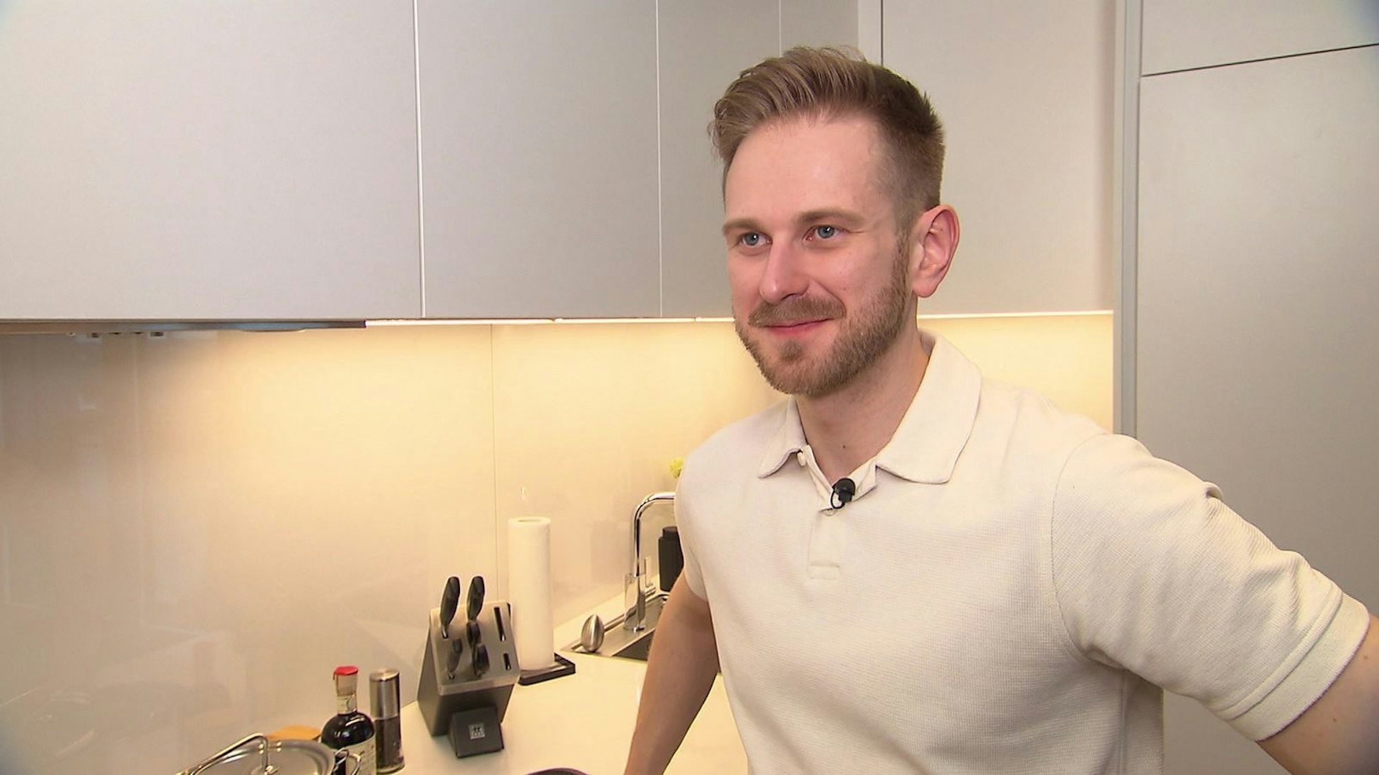 Eigentlich hat Albert Haute Cuisine geplant. Zumindest seine Zutaten sind von top Qualität.
(Bild: RTL)