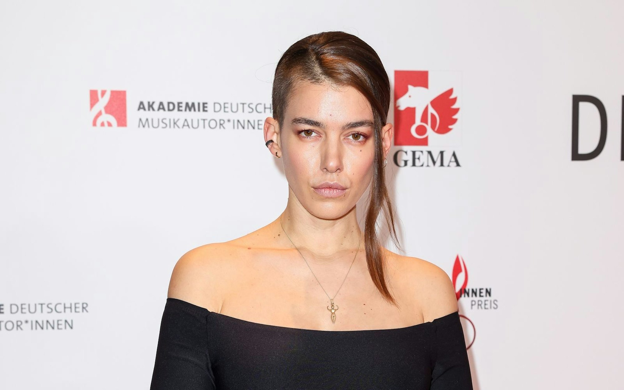 Frida-Gold-Frontfrau Alina Süggeler erlitt nach den Dreharbeiten zu „Sing meinen Song“ eine Hirnblutung. (Bild: 2023 Getty Images/Gerald Matzka)