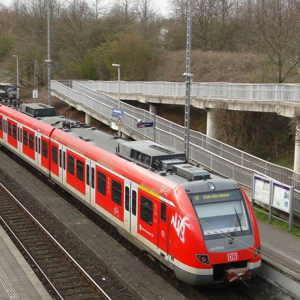 Auch an der S-Bahnhaltestelle Blumenberg warten die Fahrgäste bisweilen vergeblich auf die Bahn. (Archivbild)