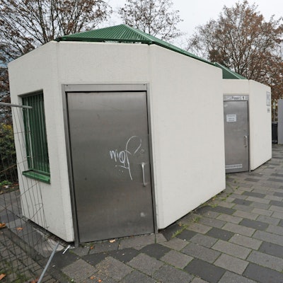 Öffentliche Toiletten am Busbahnhof Leverkusen