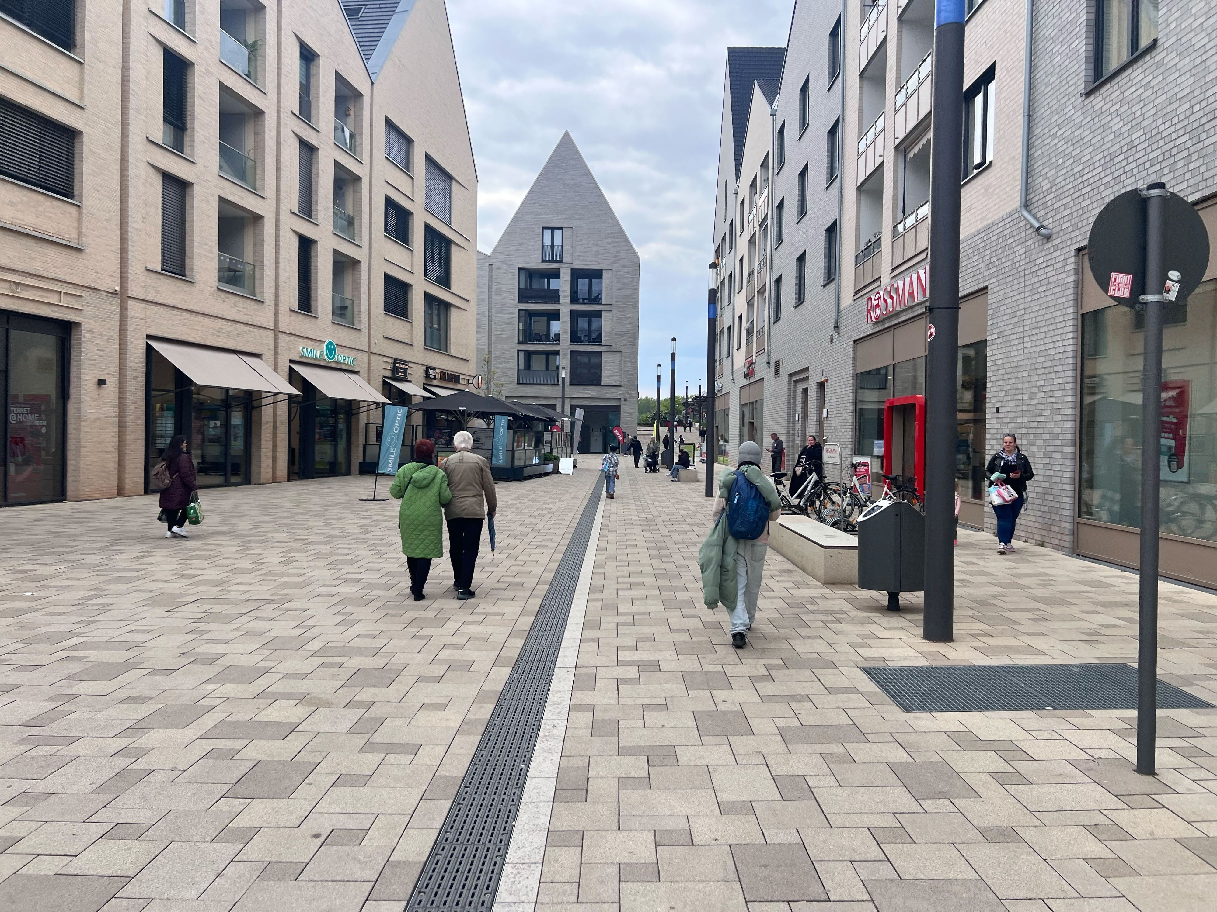 Drei verkaufsoffene Sonntage wird es in 2026 in der Porzer Innenstadt geben.