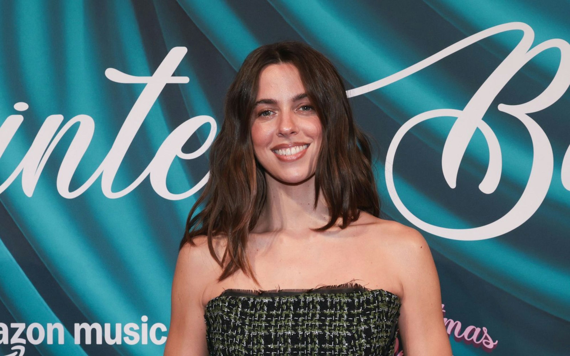 Vanessa Mai (Bild) erlitt 2018 eine schwere Rückenverletzung. Unter den Folgen leidet die Schlagersängerin bis heute, wie sie im gemeinsamen Podcast mit Lola Weippert erzählte. (Bild: 2025 Getty Images/Jeremy Moeller)