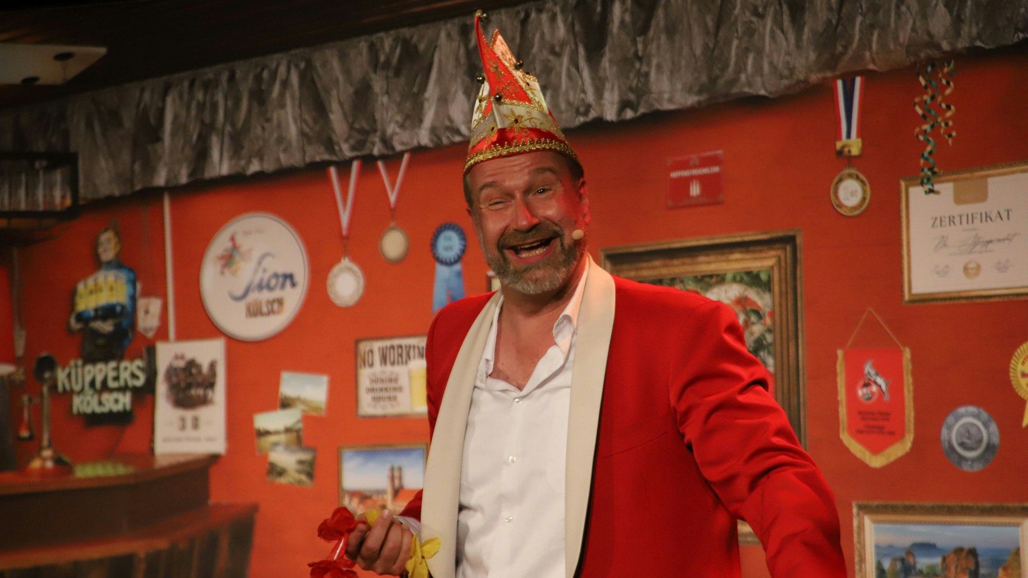 Sitzungspräsident Volker Weininger kommt am 22. September mit Filmriss ins Kur-Theater.