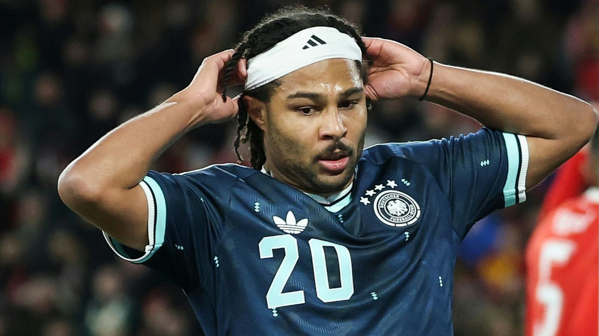 Serge Gnabry beim Spiel der deutschen Nationalmannschaft gegen die Schweiz.