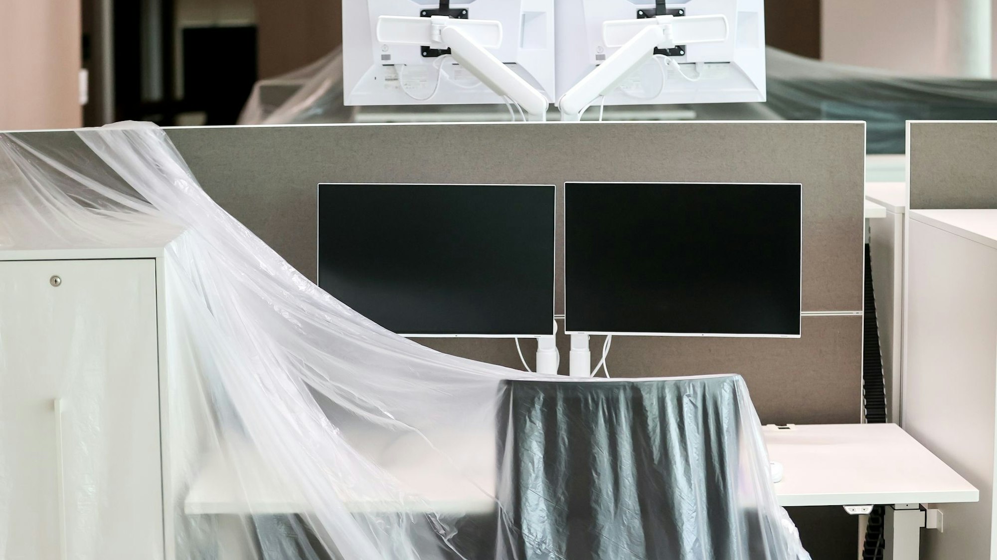 Leere Arbeitsplätze