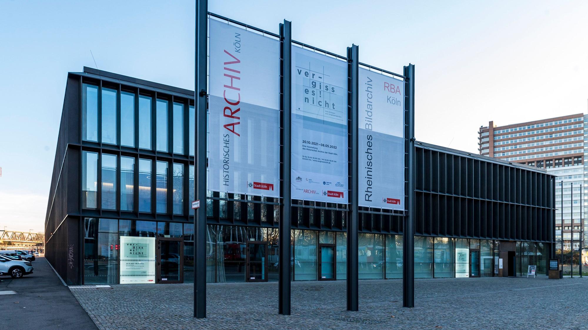 13.01.2022, Köln:
Rundgang und Reportage durch das neu gebaute Historische Archiv und Rheinische Bildarchiv der Stadt Köln, welches sich auf dem Eifelwall im Kölner Stadtteil Lindenthal befindet.
Donnerstag 13. Januar 2022
Aufgenommen am: 13.01.2022
Foto: Alexander Roll (Staff)