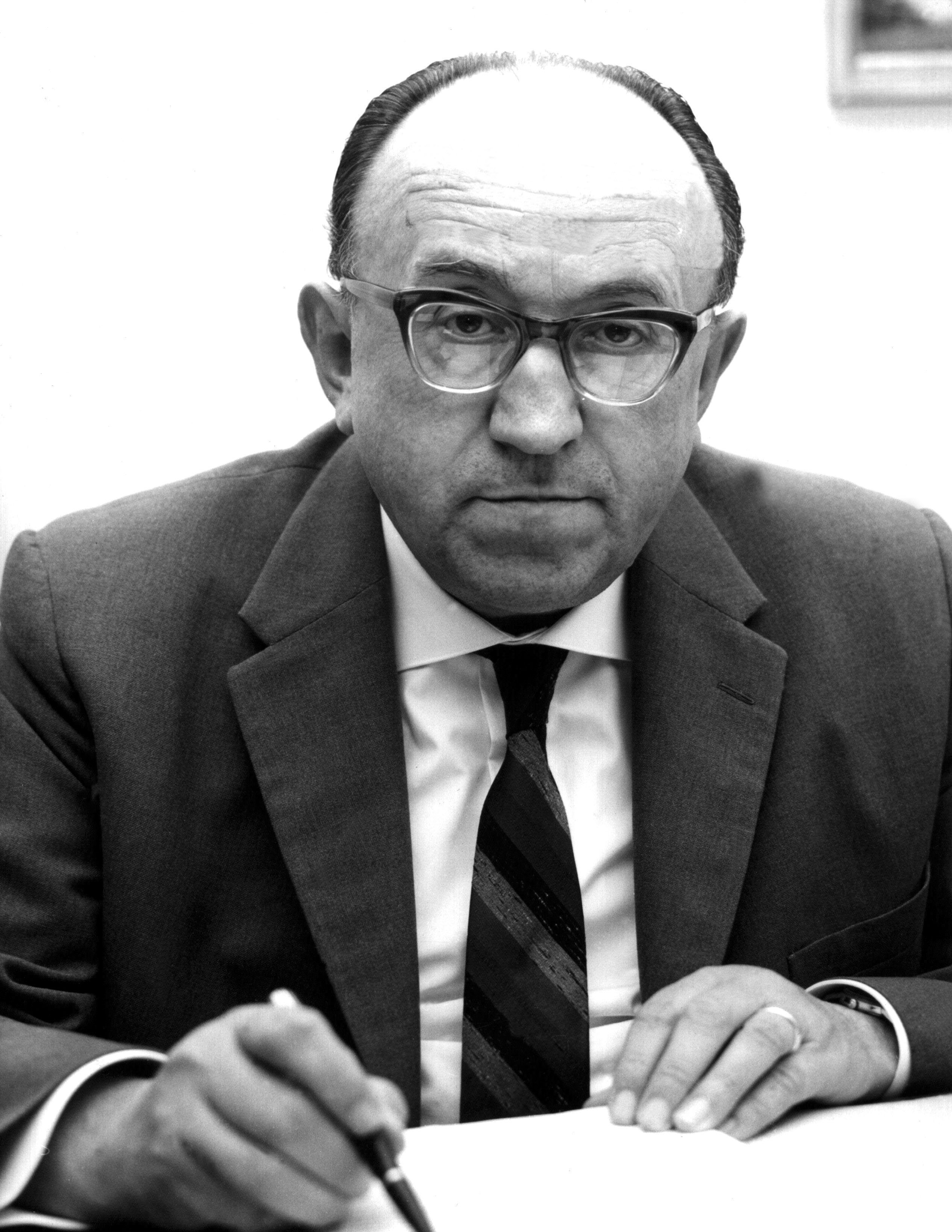 Nationalökonom und Soziologe Alfred Müller-Armack in einer zeitgenössischen Aufnahme