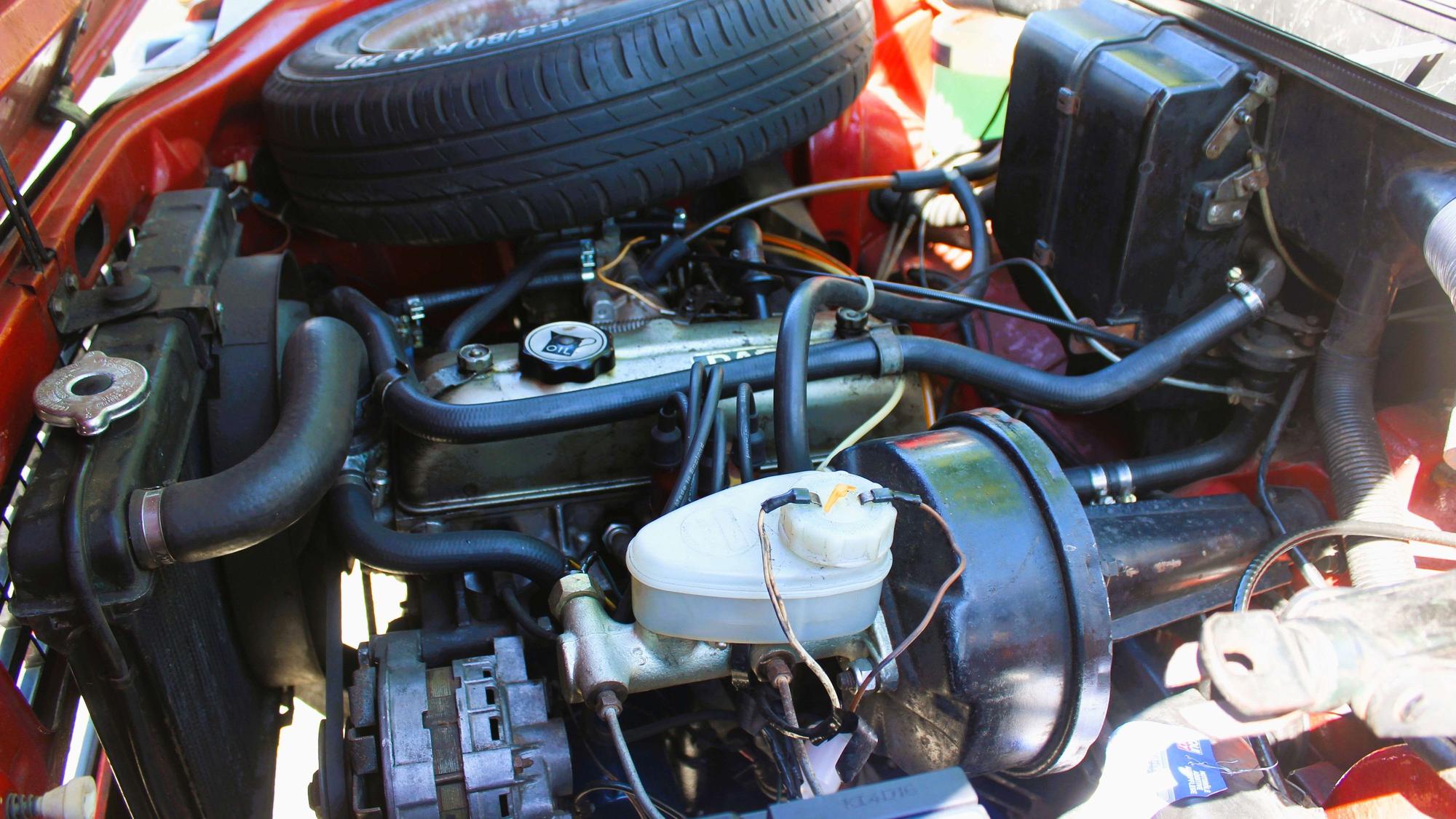 Motorraum im DAF von Doris und Helmut Kautz