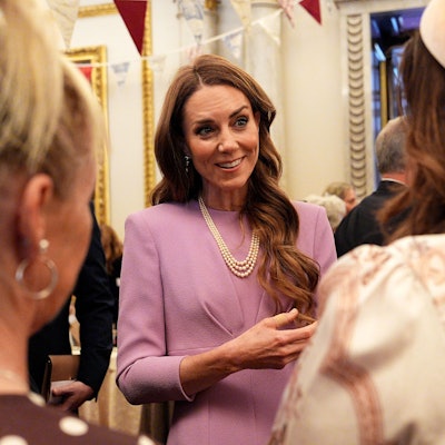 Prinzessin Kate während des Empfangs im Buckingham Palace anlässlich des 100. Geburtstags von Königin Elizabeth II.