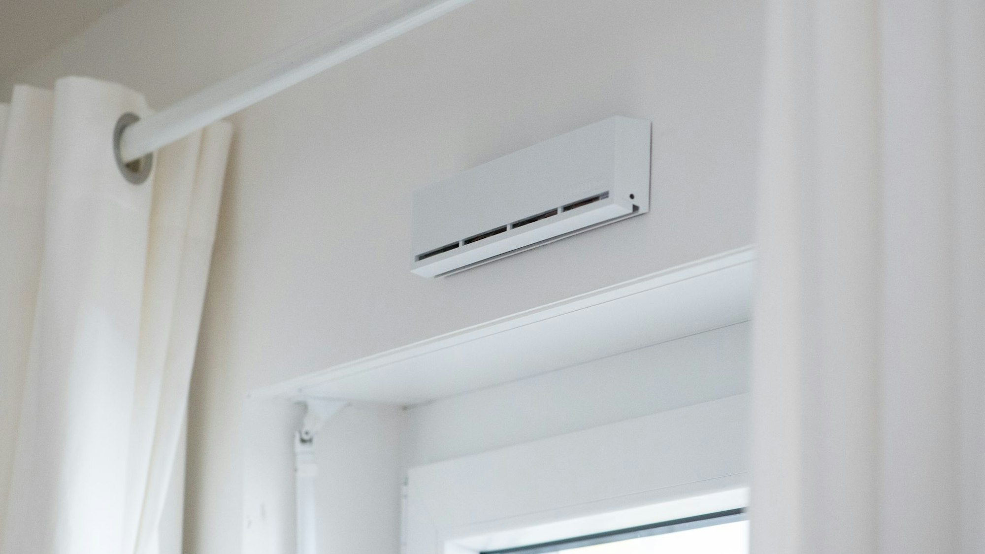 Nachstromöffnung für eine Wohnraumbelüftungsanlage