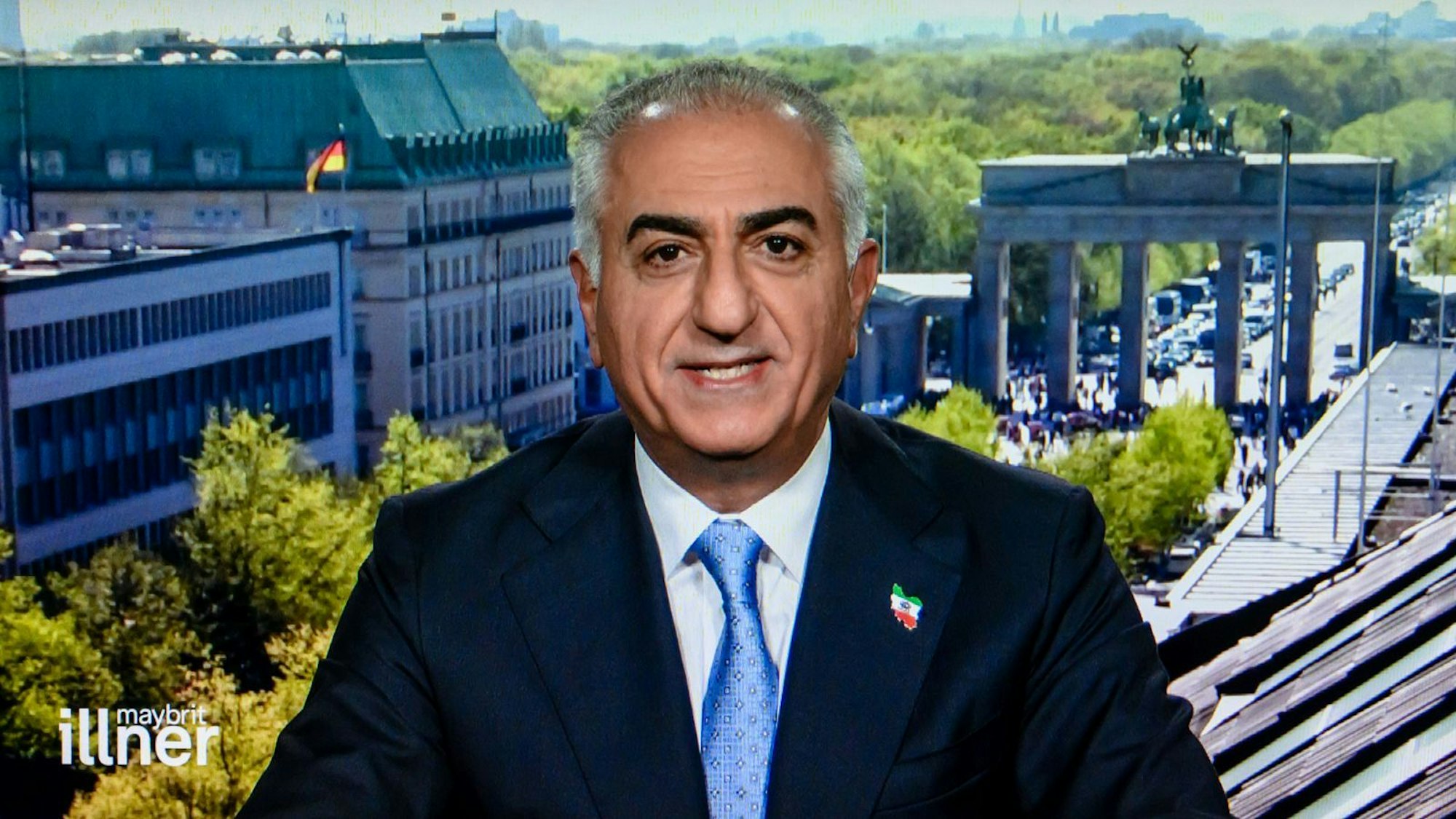 Reza Pahlavi kritisierte im „Maybrit Illner“-Interview die Haltung der Europäer zum Mullah Regime in Iran. (Bild: ZDF / Svea Pietschmann)