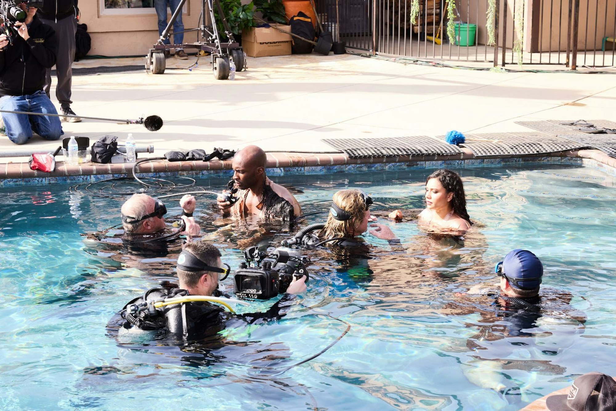Das Unterwasser-Shooting fordert die Kandidaten heraus. (Bild: ProSieben/Max Montgomery)