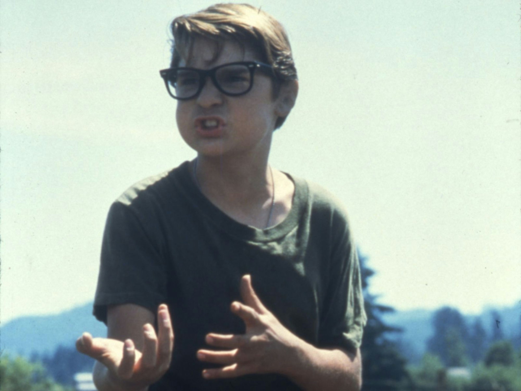 Auch er kommt aus einem problematischen Elternhaus: Teddy Duchamp (Corey Feldman) neigt zu gewalttätigem Verhalten, weil er es von seinem Vater, einem Weltkriegs-Veteranen, nicht anders lernte. (Bild: Sony Pictures Home Entertainment)