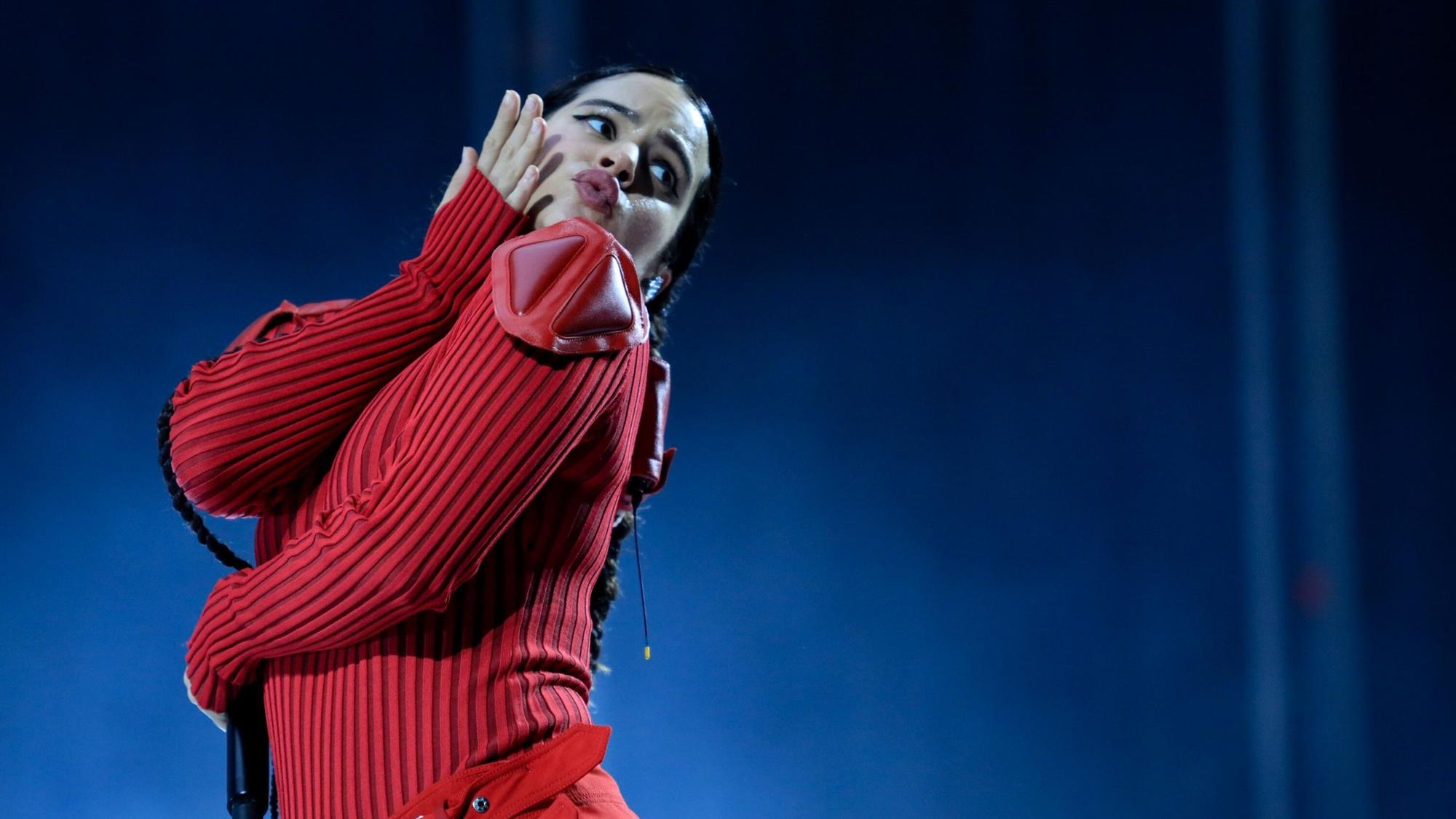 Die spanische Sängerin Rosalia kommt am Mittwoch nach Köln.