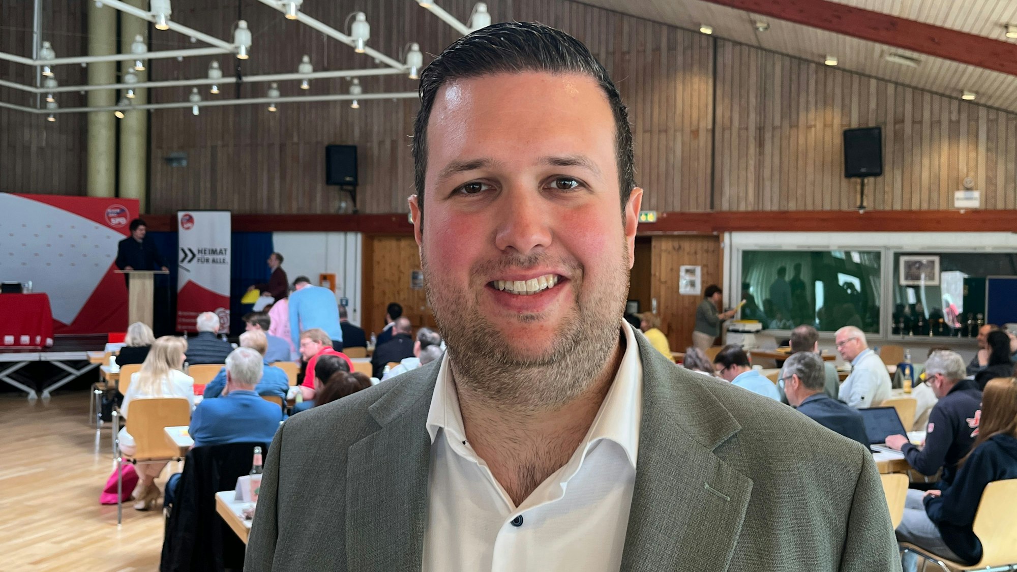 Oliver Brock kandidiert in Hennef, Eitorf, Windeck, Neunkirchen-Seelscheid, Much und Ruppichteroth.