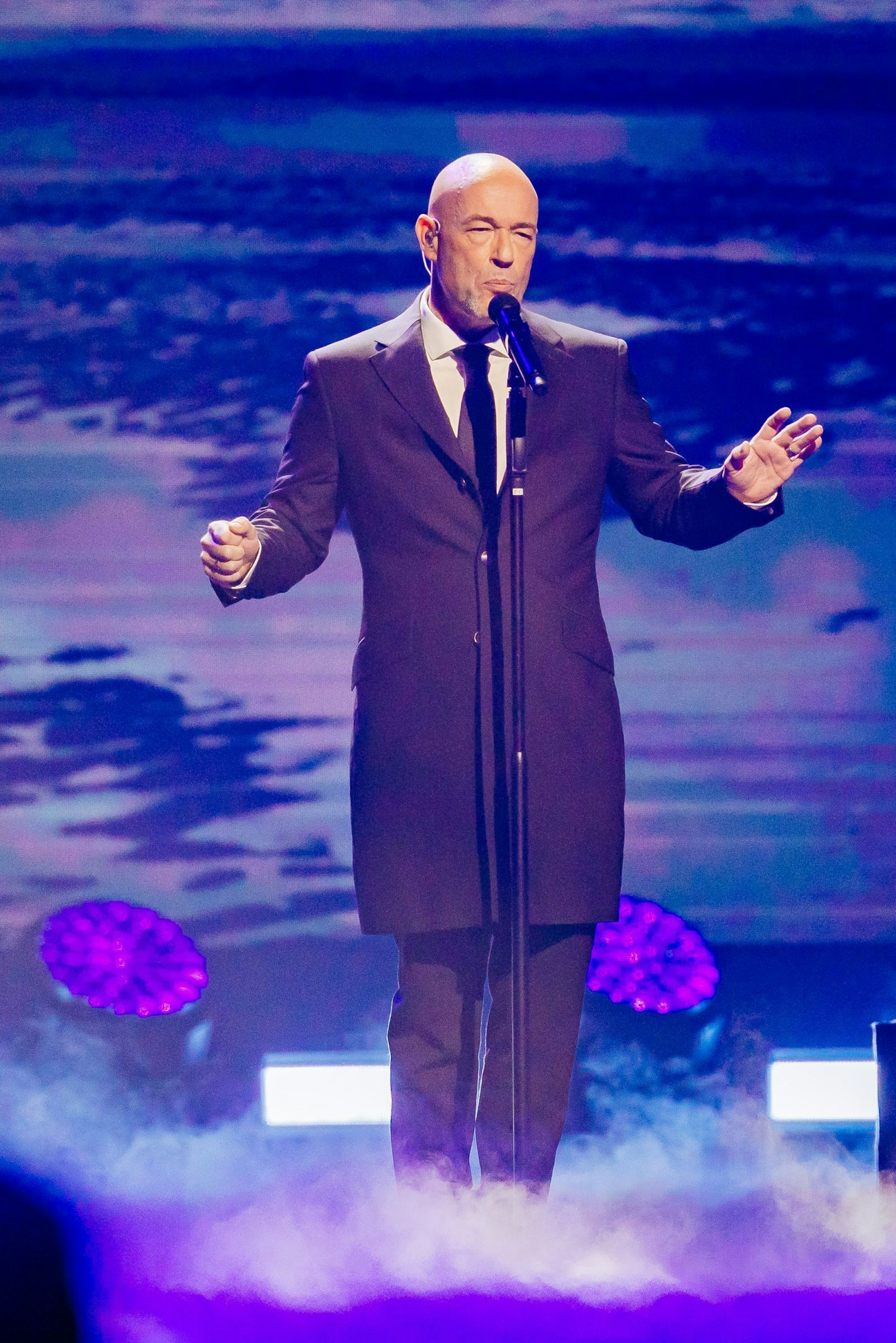 Von Giovanni Zarrellas ZDF-Show (Foto vom November 2025) bis vielleicht mal wieder Wacken: Der Graf of Unheilig will Brücken bauen - musikalische. (Bild: 2025 Getty Images/Thomas Niedermueller)