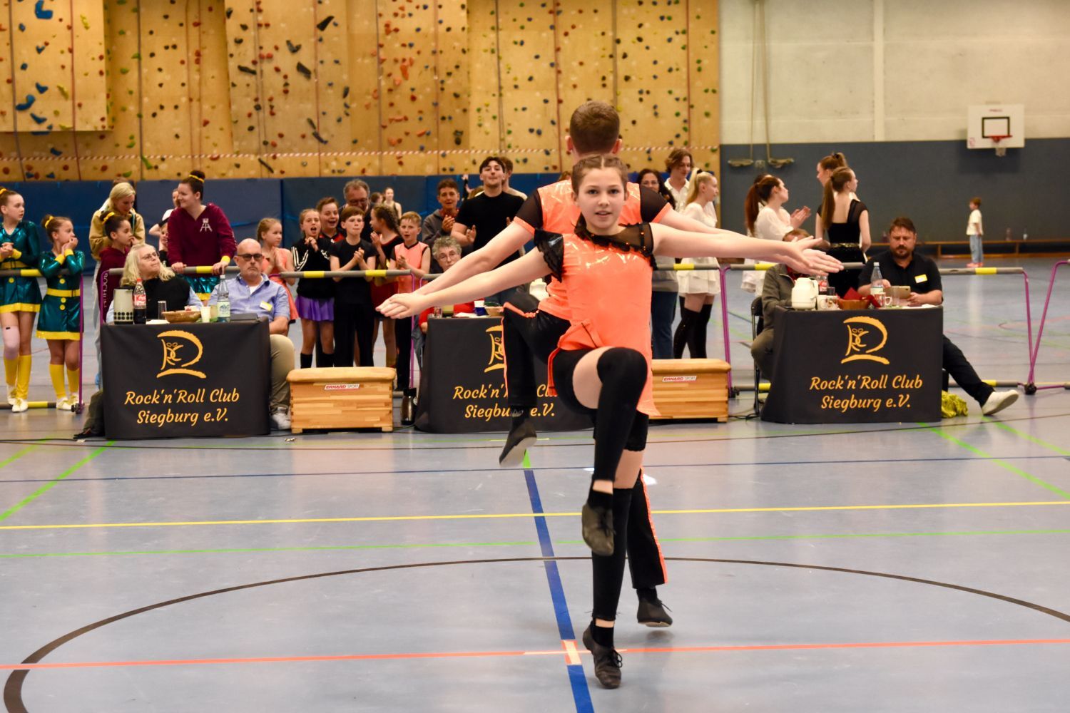 Rock´n´Roll Club (RRC) Siegburg richtet Turnier im Anno-Gymnasium Siegburg aus.