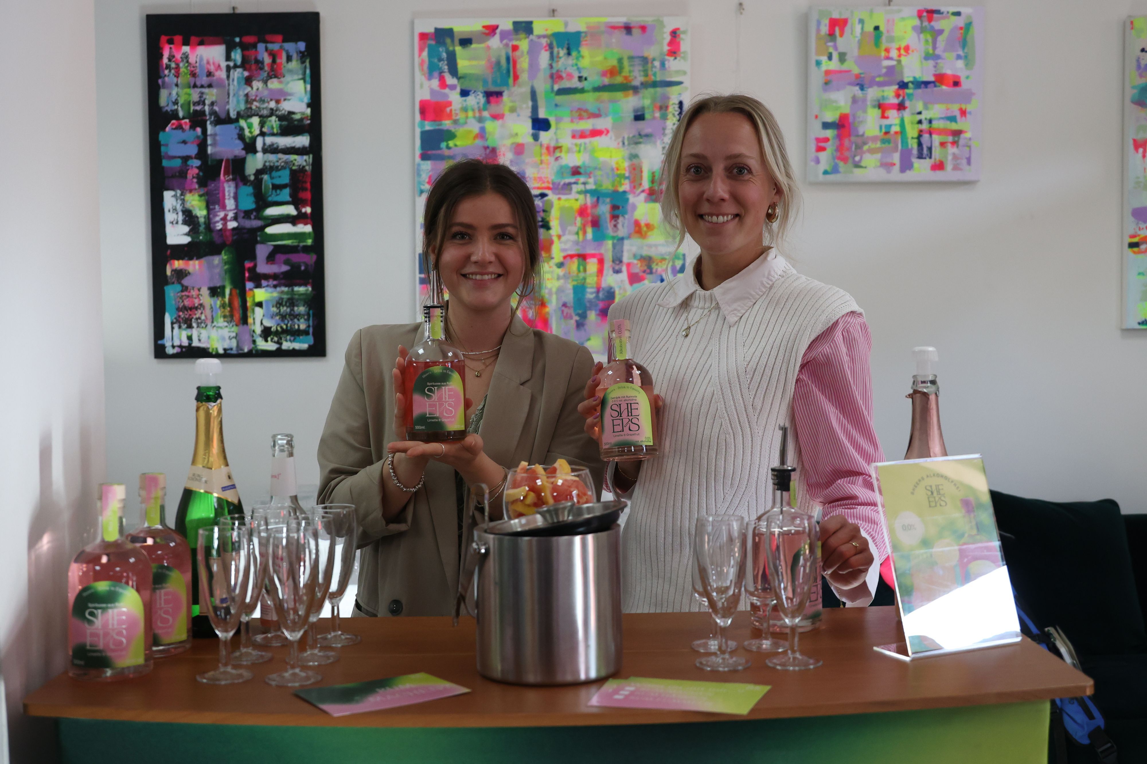 Das Label wurde 2024 von Tatjana Peters und Laura Walter gegründet.