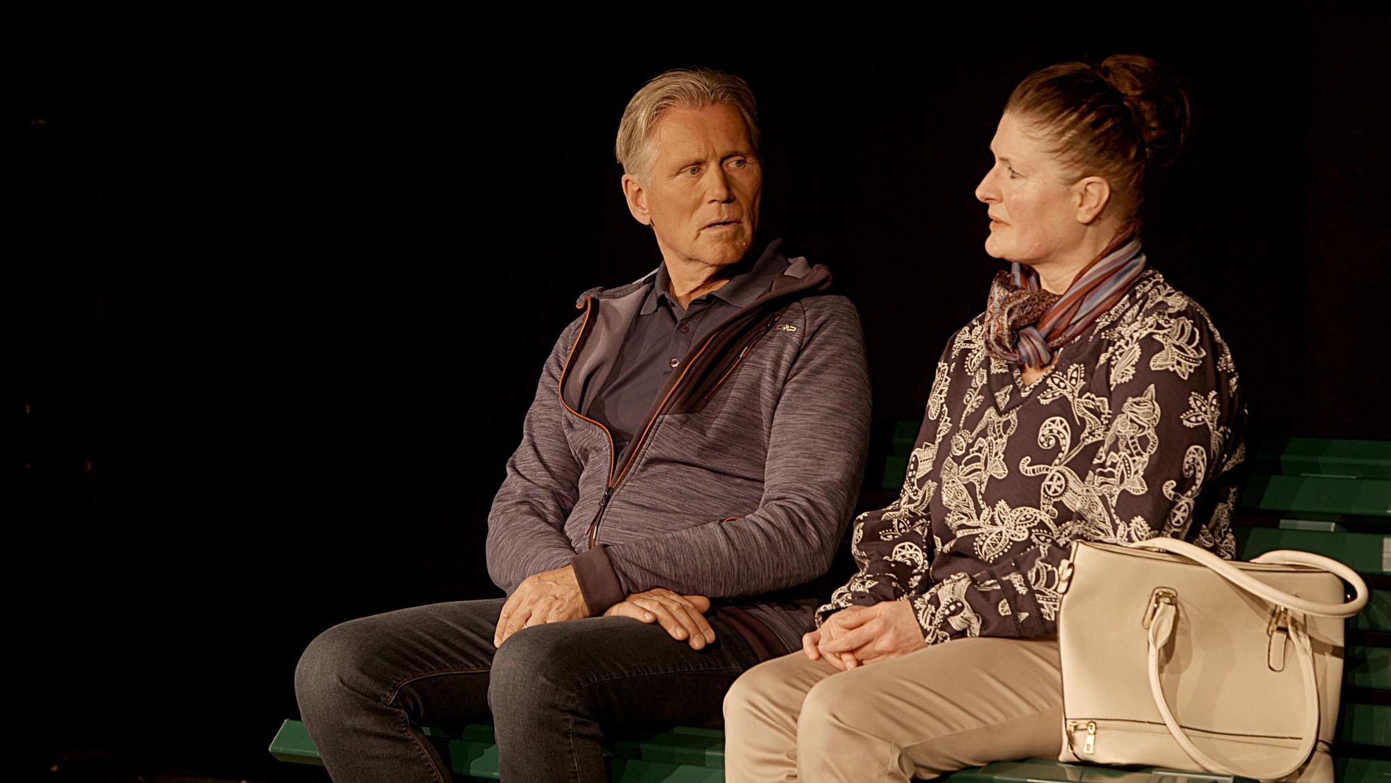 Wolfgang Krebs mit Schauspielkollegin Claudia Kurrle in „Kleine Schritte“.