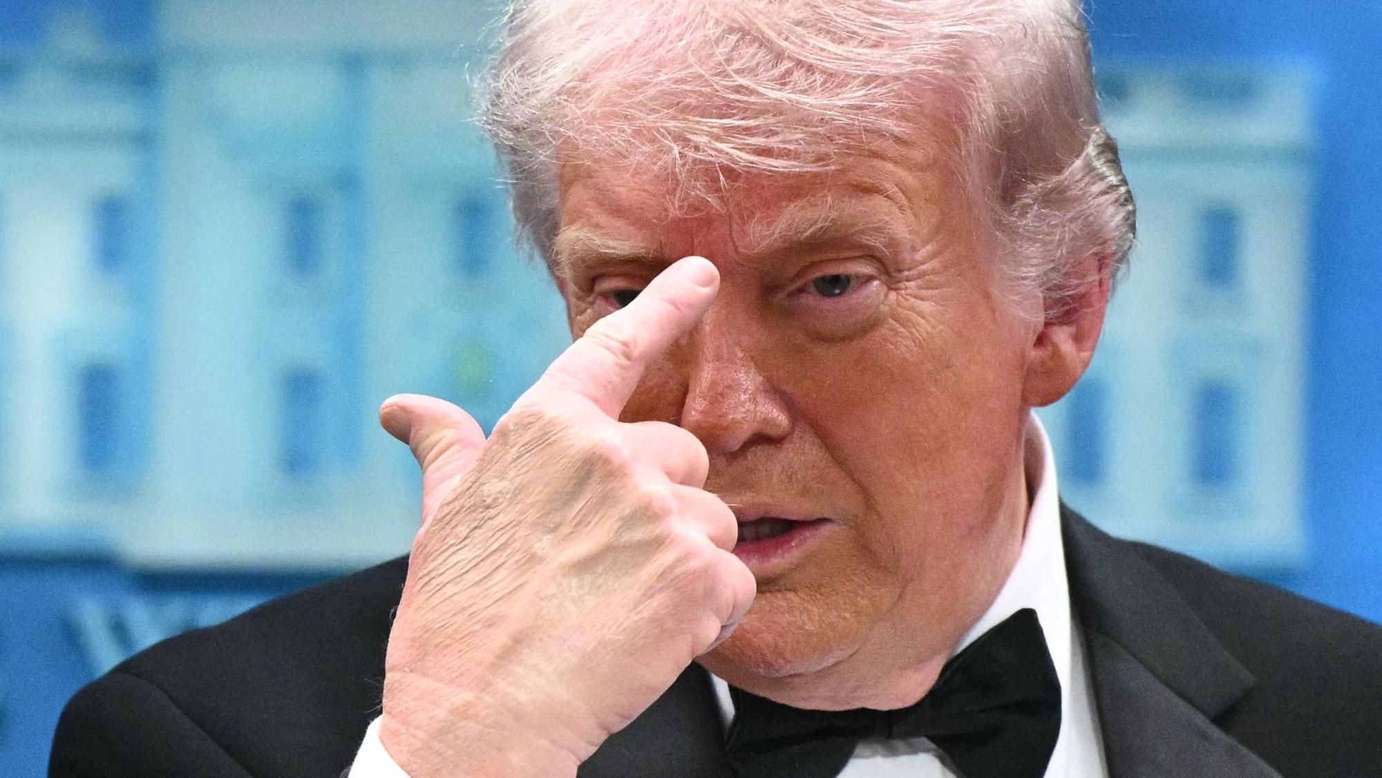 US-Präsident Donald Trump bei einer Pressekonferenz nach der Schießerei beim Korrespondenten-Dinner im Washingtoner Hilton Hotel.